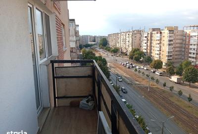 Apartament cu 2 camere decomandat în Aurel Vlaicu