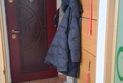Apartament semidecomandat în Berceni