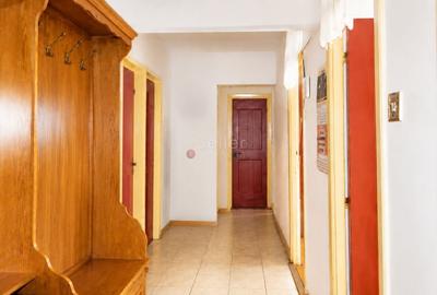 Apartament cu 3 camere decomandat în Județean - 2
