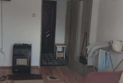 Garsonieră decomandată în Central - 1