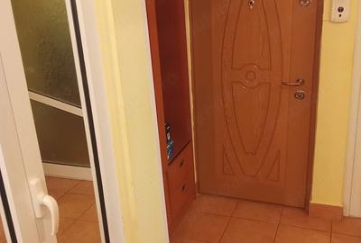 Garsonieră decomandată în Barieră