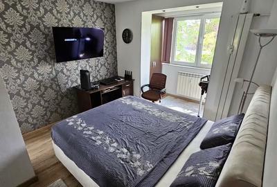 Apartament cu 3 camere semidecomandat în Crângași