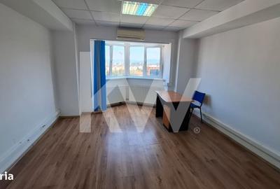 Spațiu comercial, de 20 mp, în Centrul Civic