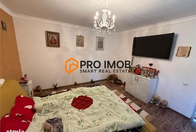 Casă cu 4 camere decomandat în Central - 2