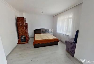 Casă cu 3 camere cu Teren 392 Mp în Central - 9