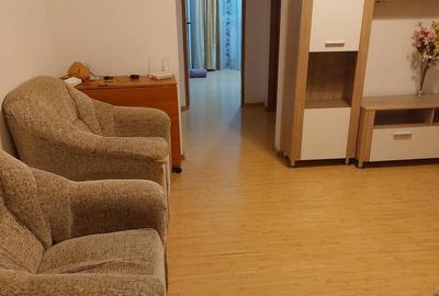 Apartament cu 2 camere semidecomandat în Podu Roș - 1
