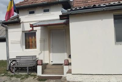 Casă cu 5 camere în Subcetate - 2
