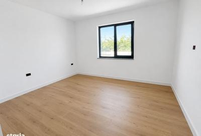 Casă cu 4 camere în Domnești