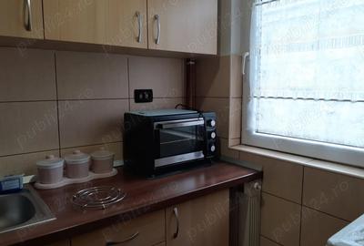 Garsonieră decomandată în Central