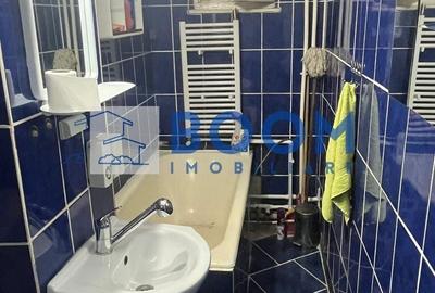 Apartament cu 3 camere în Ostroveni