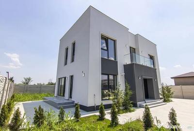 Casă cu 5 camere cu Teren 370 Mp în Ferme