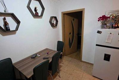Apartament cu 3 camere decomandat în Central - 2