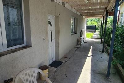 Casă cu 3 camere în Brăteasca - 15