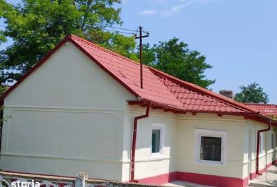 Casă cu 4 camere cu Teren 200 Mp în Corbu