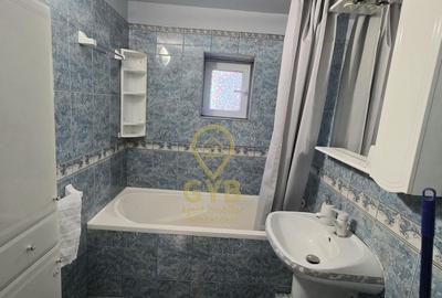 Apartament cu 3 camere decomandat în Decebal