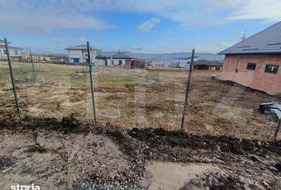 Teren de 600 mp, în Central - 3