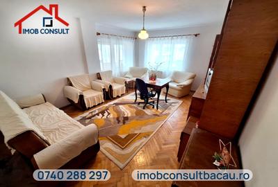 Apartament cu 2 camere decomandat în 9 Mai