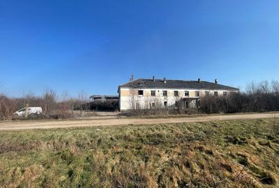 Spațiu industrial, de 1,270 mp, în Batăr