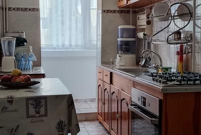 Apartament cu 3 camere decomandat în Astra - 4