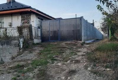 Casă cu 4 camere în Onești - 10