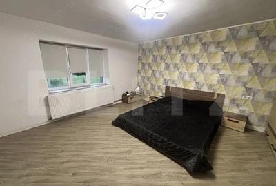 Casă cu Teren 5000 Mp în Carastelec - 1