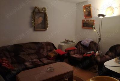Casă cu Teren 1800 Mp în Grajduri - 2