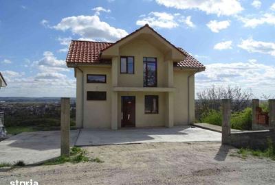 Casă cu 5 camere cu Teren 640 Mp în Central - 6