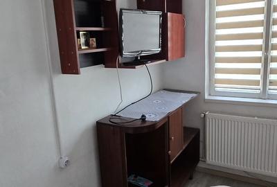 Apartament cu 2 camere semidecomandat în Central - 1
