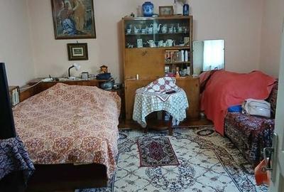 Casă cu 2 camere cu Teren 65 Mp în Central
