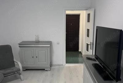 Apartament cu 2 camere decomandat în Delfinariu