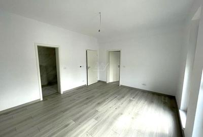 Duplex cu 5 camere cu Canalizare în Moșnița Nouă - 11