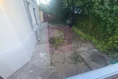 Casă cu 4 camere cu Teren 332 Mp în Central