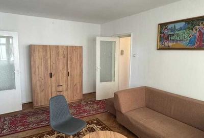 Apartament cu 2 camere semidecomandat în Ultracentral