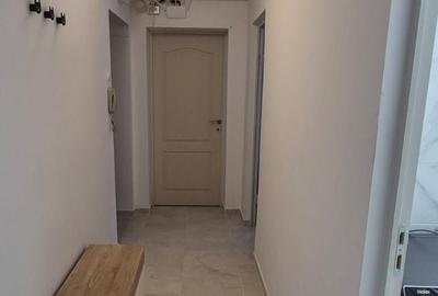 Apartament cu 3 camere semidecomandat în Lazaret - 6