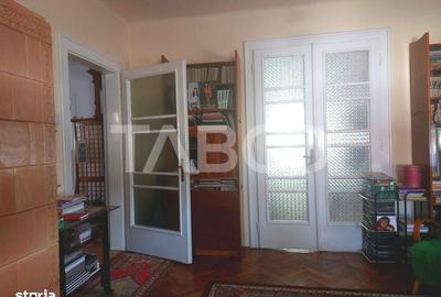 Apartament cu 2 camere decomandat în Calea Dumbrăvii - 1