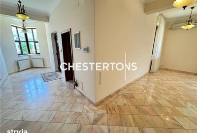 Casă cu 10 camere cu Teren 956 Mp în Central - 9