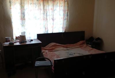 Casă cu 3 camere în Ghioroc - 1