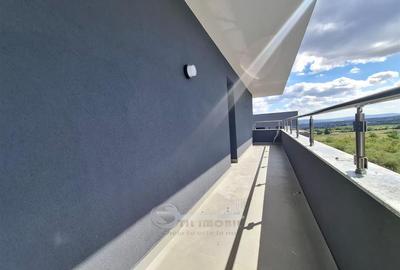 Apartament cu 2 camere decomandat în Galata