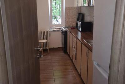 Garsonieră decomandată în Tineretului