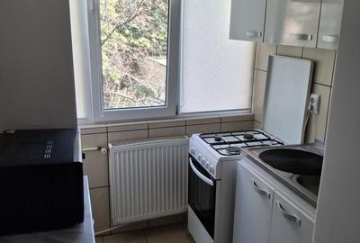 Apartament cu 2 camere decomandat în Iosia