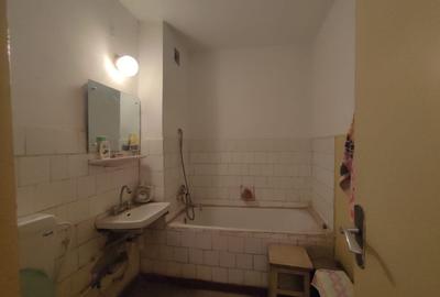 Apartament cu 2 camere semidecomandat în Micro 16 - 13