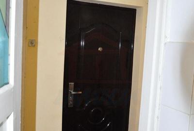 Apartament cu 2 camere decomandat în Piața Centrală - 7