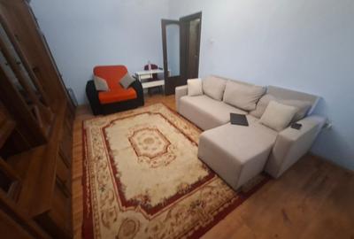 Apartament cu 2 camere decomandat în Târgu Cucu - 1
