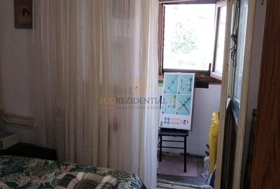 Apartament cu 4 camere în Berceni