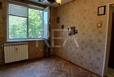 Apartament cu 3 camere decomandat în Alexandru Obregia - 9