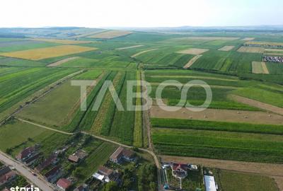 Teren de 423 mp, în Șura Mică