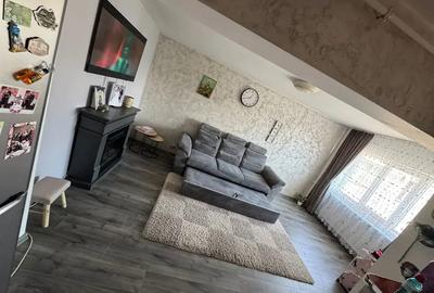 Apartament cu 4 camere decomandat în Central - 1