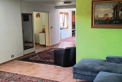 Casă cu 6 camere cu Teren 771 Mp în Central - 4