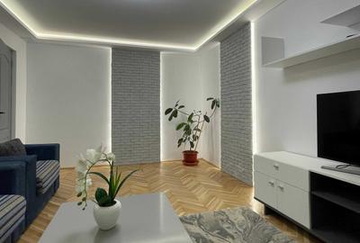 Apartament cu 3 camere decomandat în Mărăști