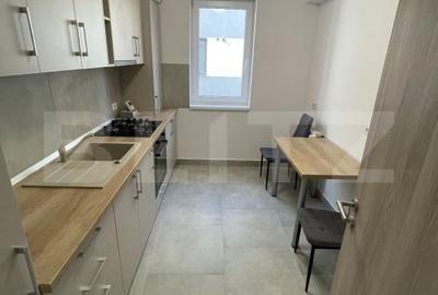 Apartament cu 2 camere decomandat, mobilat în Tractorul